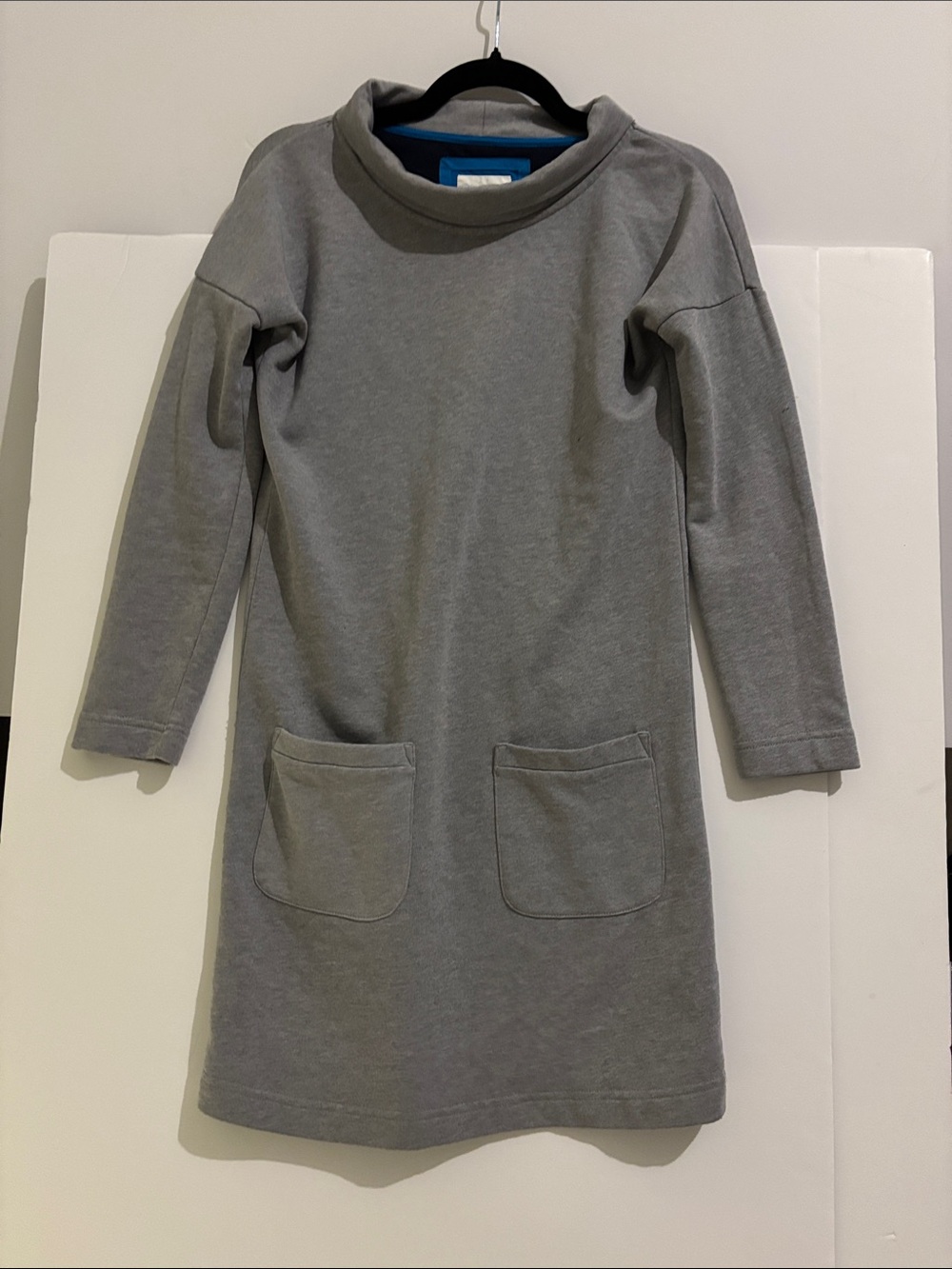 Women’s Grey Long Sleeve Pocket Dress - Unbranded - like new